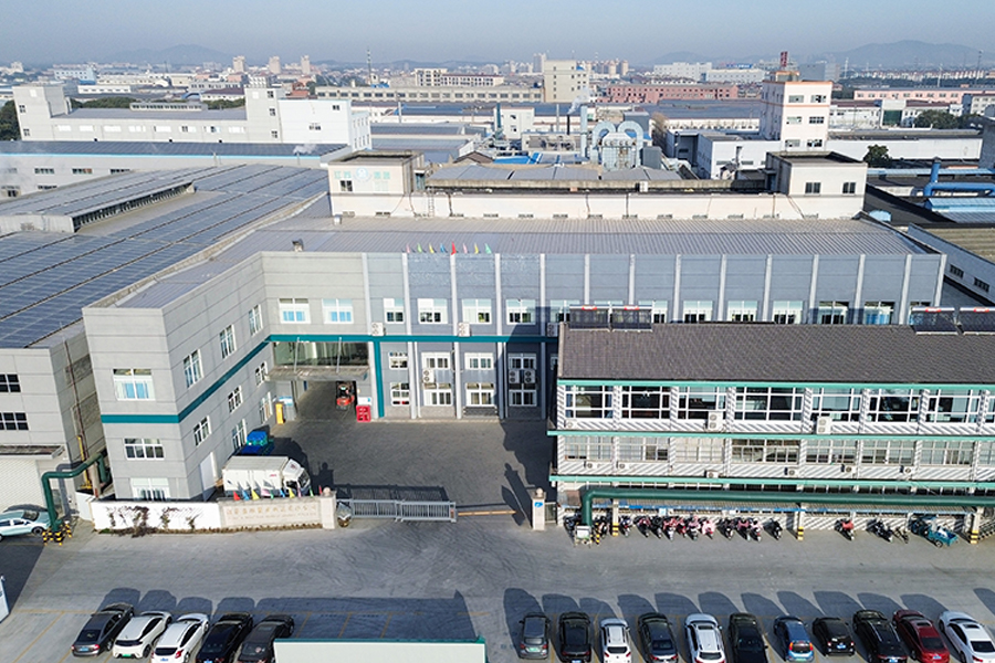 نمای بیرونی کارخانه